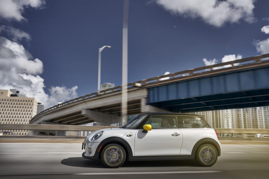  Mini Cooper SE (F56) 2020 года  (NA) (фото 114 из 342)